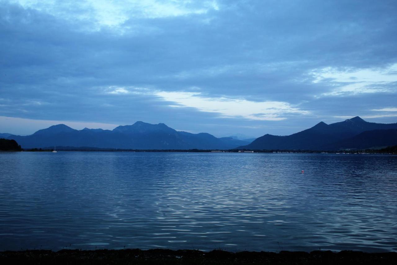 Ferienwohnung Das Inge Die Oberne In Bernau Bernau am Chiemsee Buitenkant foto